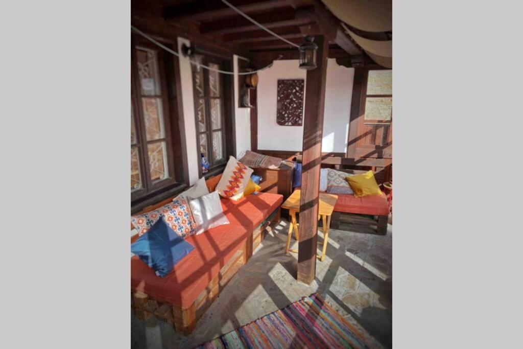 The Secret Lodge- New With Private Garage, Entire House Veliko Tarnovo Kültér fotó
