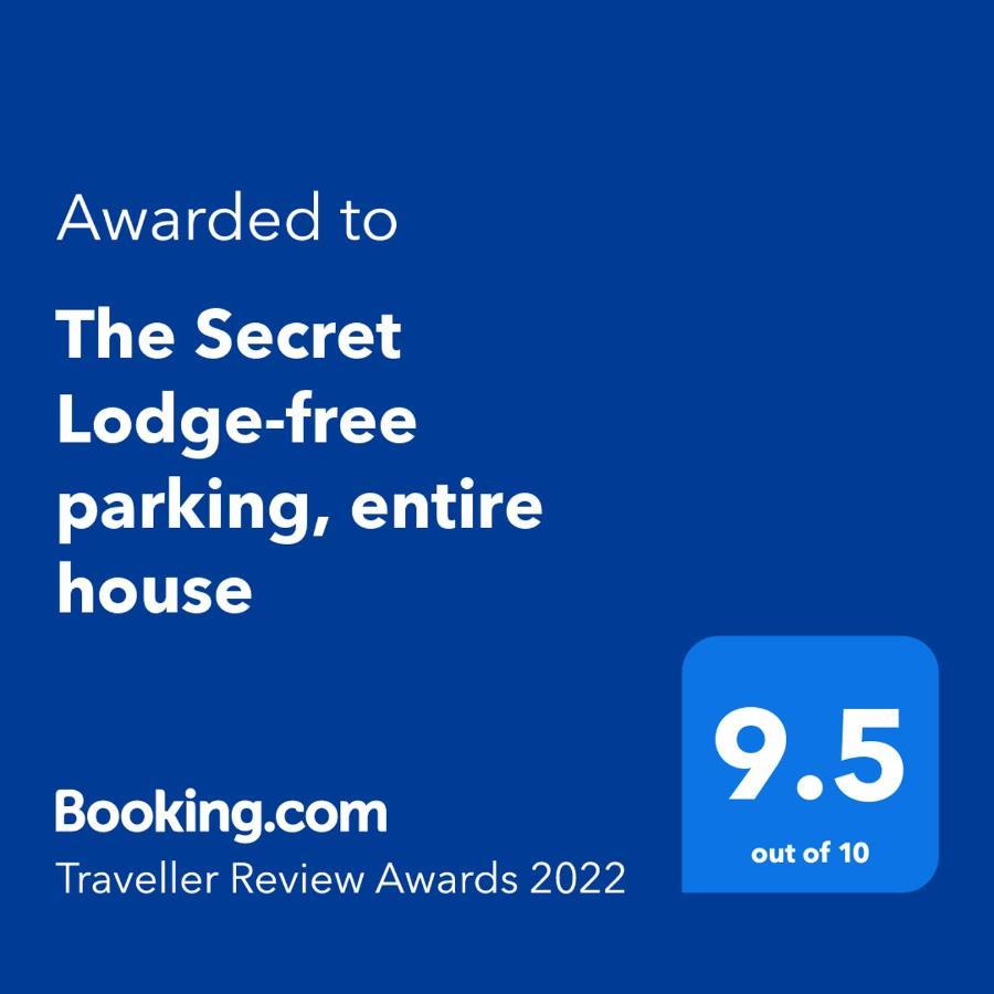 The Secret Lodge- New With Private Garage, Entire House Veliko Tarnovo Kültér fotó